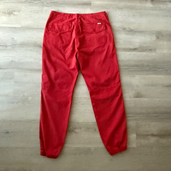 MOTHER Women’s Red No Zip Misfit Jogger Pant Size 26 Casual Travel - Picture 3 of 10